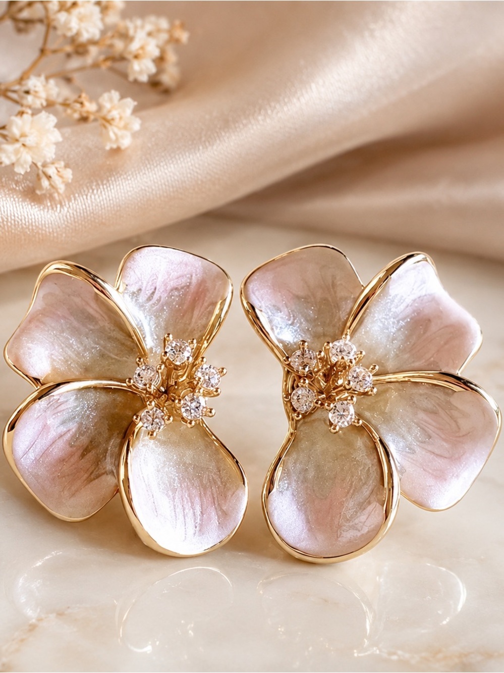 Elegant Pink Pearl Flower Stud Earrings - Gold Accents